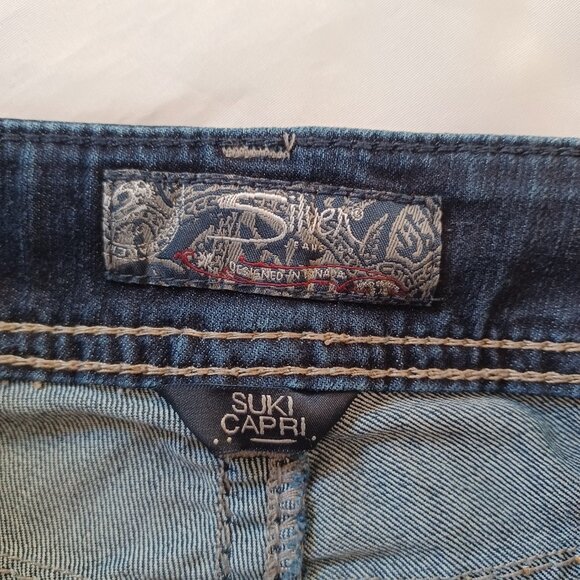 Silver Womens Jeans Suki Capri Cropped Dark Wash Midrise Stretch Size 28  30x26 - Picture 8 of 13